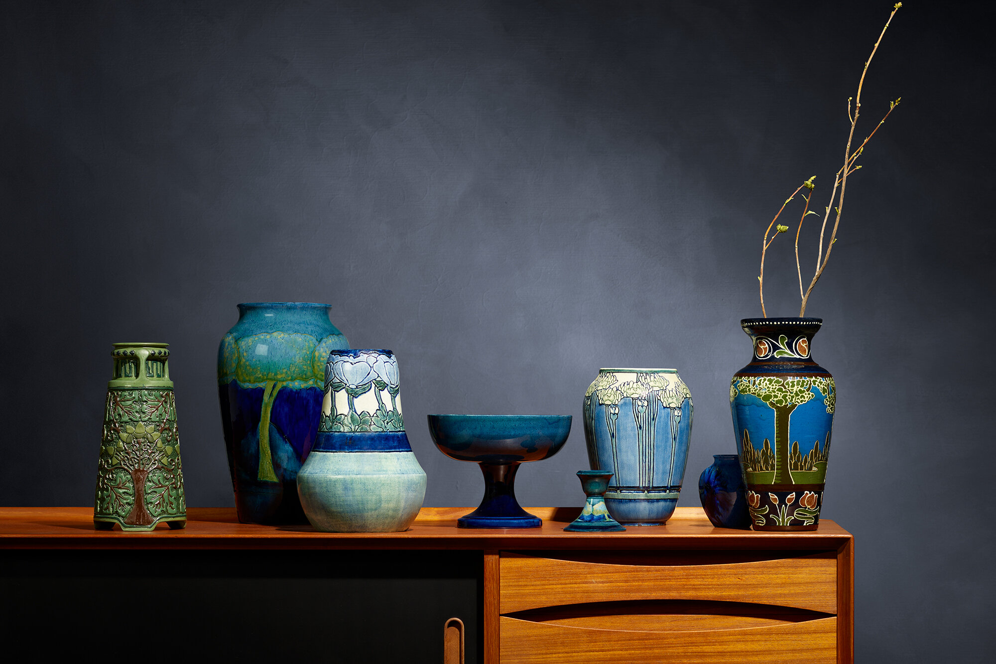 The Lee and Susan Stahl Collection of American Art Pottery, 17 January 2024  < Auctions